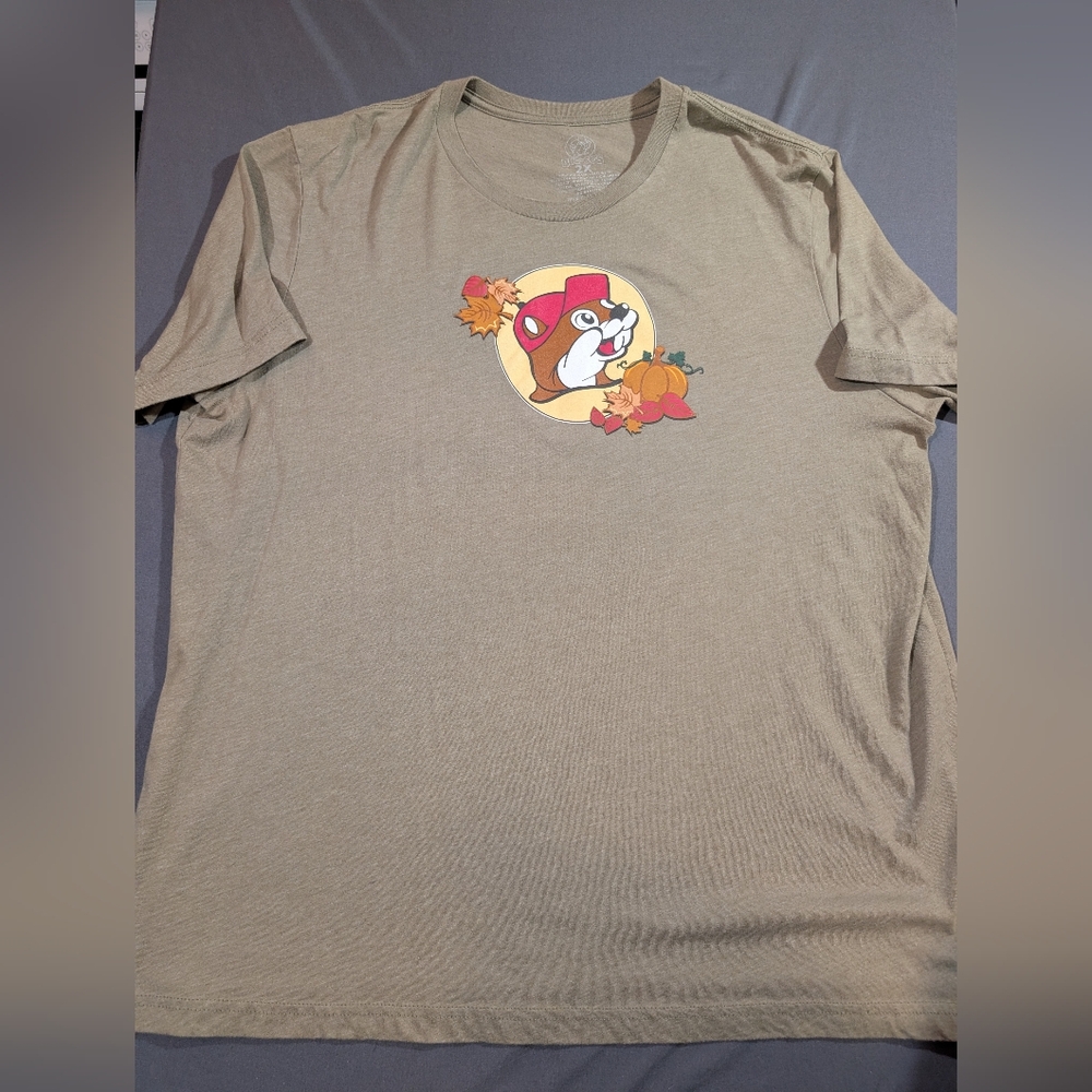 Beaver Graphic Tee with Fall Motif - Sage